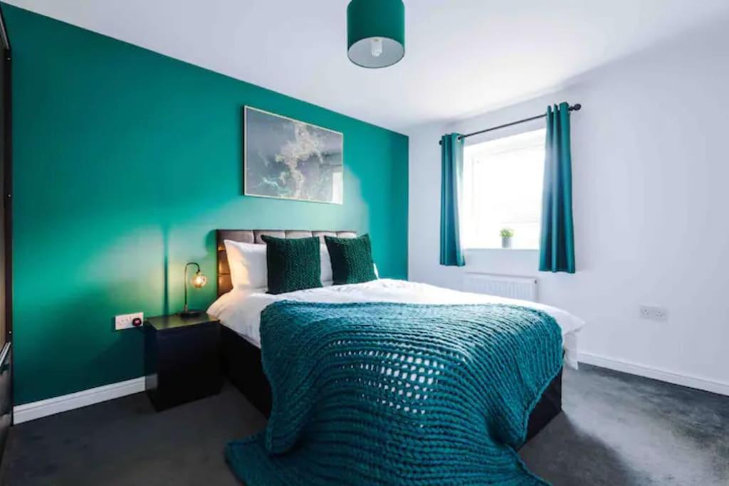Spacious 5 Bedroom Home Hosted By Mcr Dens Mánchester Exterior foto